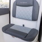 Forward console seating