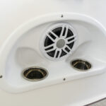 Fusion stereo with Bluetooth and 4 speakers