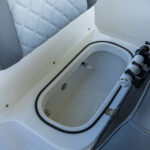 Forward console underseat baitwell / livewell