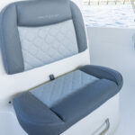 Forward console seat